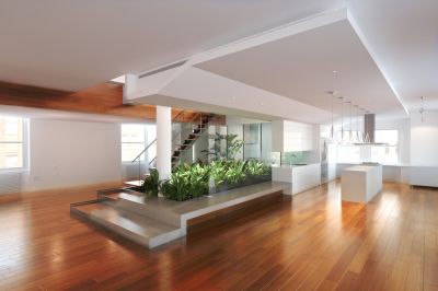 Floor Varnishing in Overland Park, KS